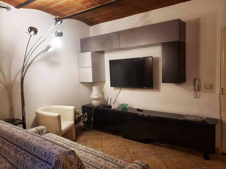 Golden House Apartment โบโลญญา ภายนอก รูปภาพ